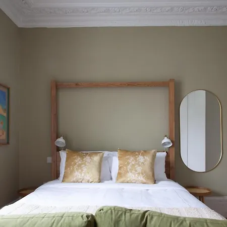 Lido Townhouse 4* Bristol