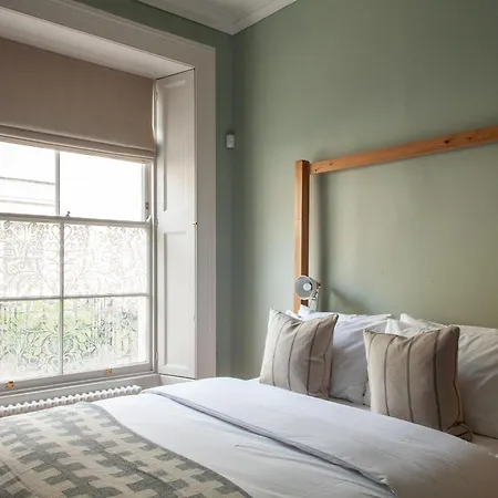 Lido Townhouse *