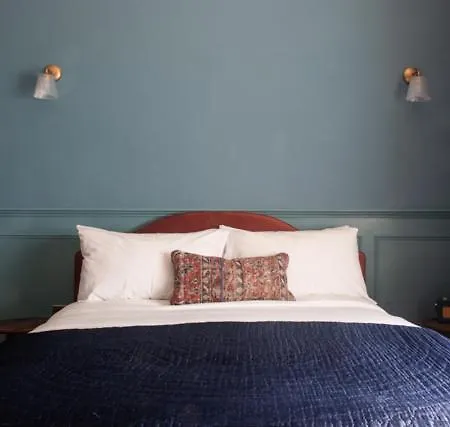 بيت ضيافة Lido Townhouse