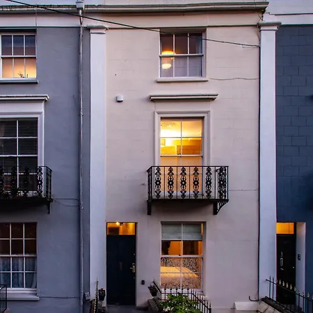بيت ضيافة Lido Townhouse بريستول