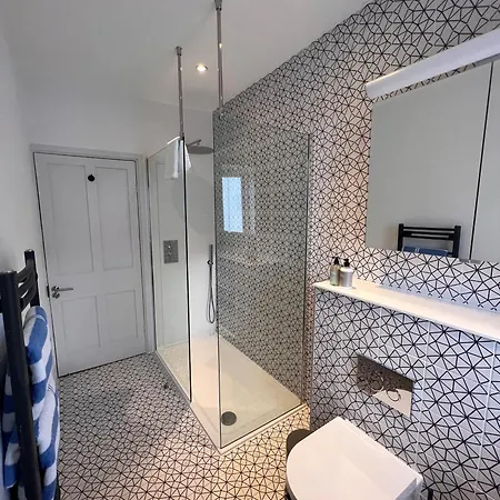 Lido Townhouse 4* Bristol