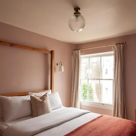 Casa de hóspedes Lido Townhouse 4*
